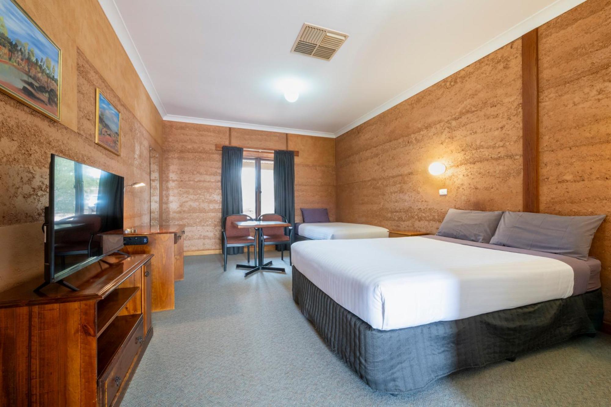 Mud Hut Motel Coober Pedy Luaran gambar