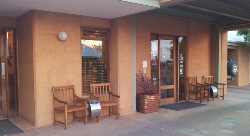Mud Hut Motel Coober Pedy Luaran gambar